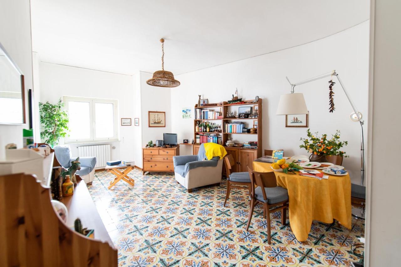 Virginia'S Guest House Sorrento Luaran gambar