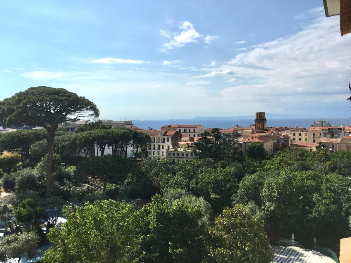 Virginia'S Guest House Sorrento Luaran gambar